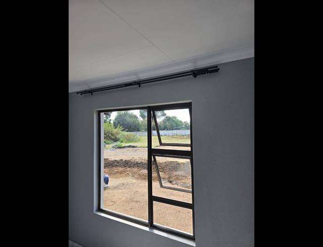 2 BEDROOM HOUSE FOR SALE IN SHARON PARK